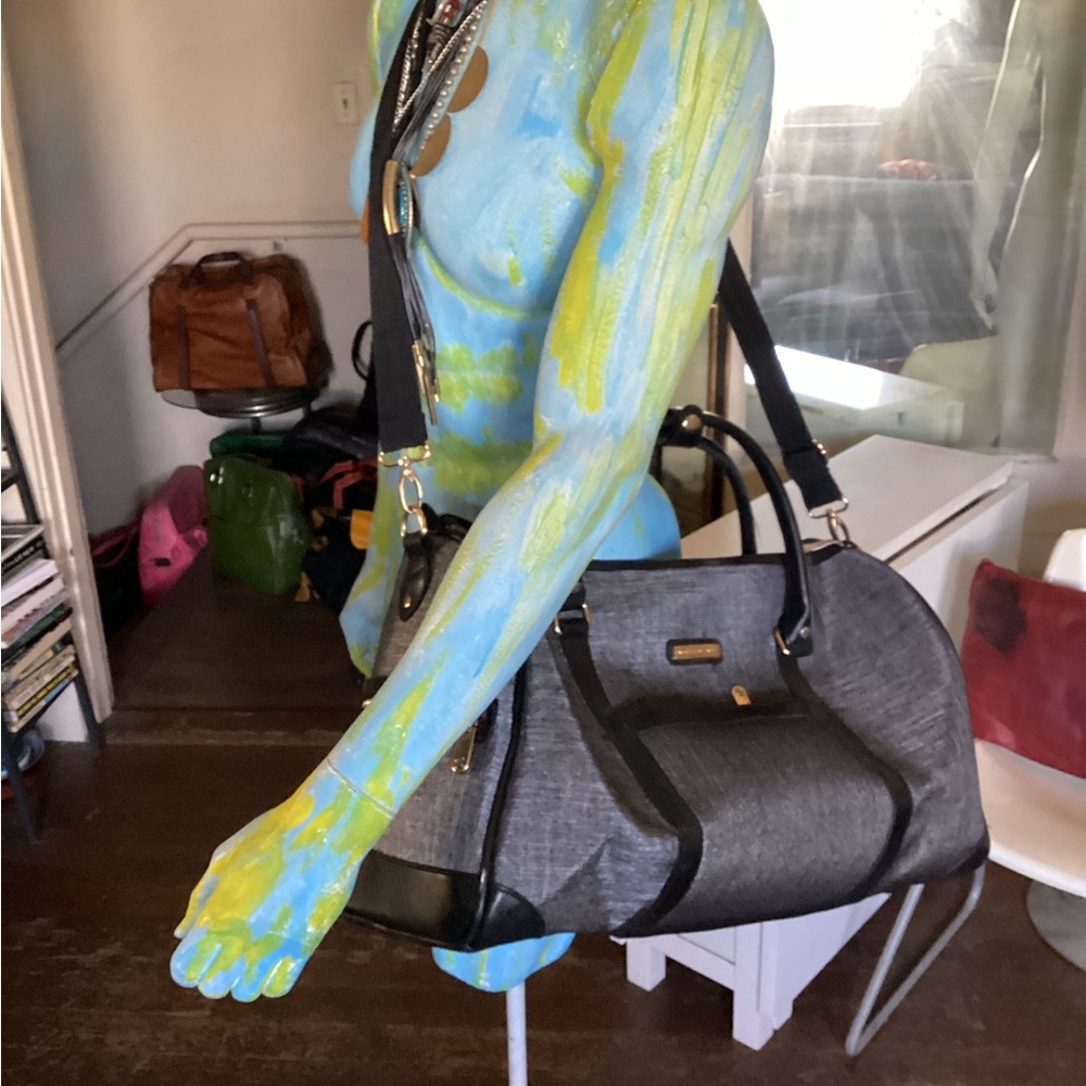 Adrienne Vittadini overnight travel bag
